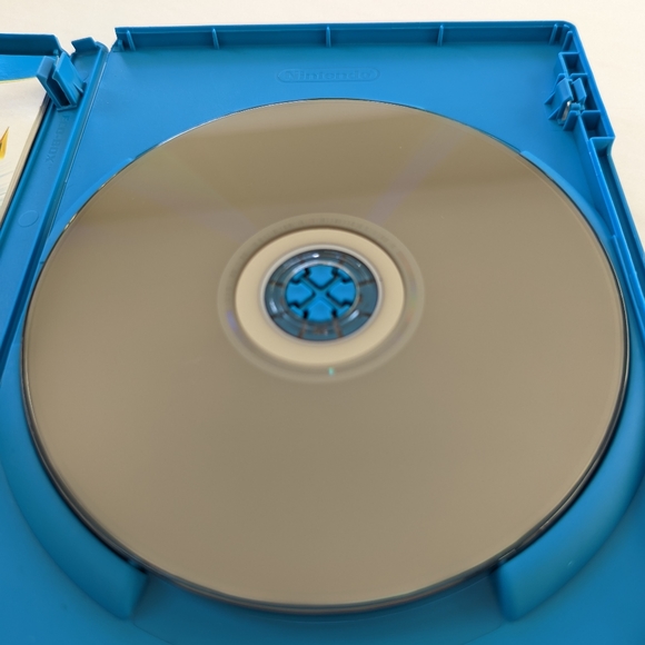 Super Smash Bros. (Wii U, 2014) Nintendo Video Game With Case And Manual - Picture 2 of 4